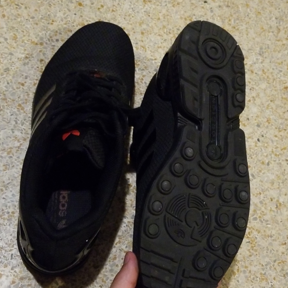 Shoes - Picture 2 of 2